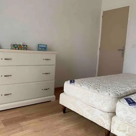 • Village Historique • Superbe T3 • 50m2 •