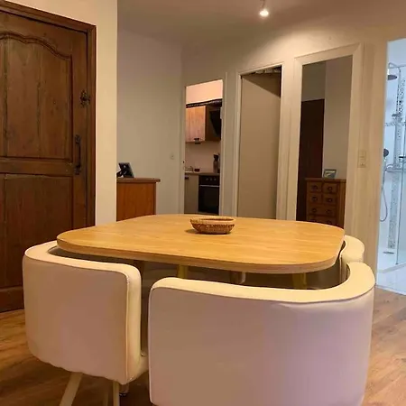 • Village Historique • Superbe T3 • 50m2 • Apartment *
