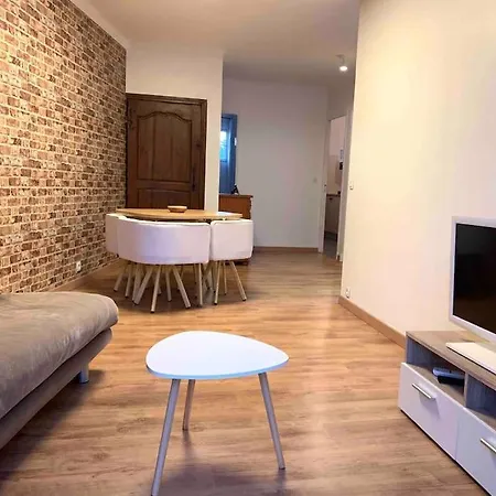 • Village Historique • Superbe T3 • 50m2 • Apartment